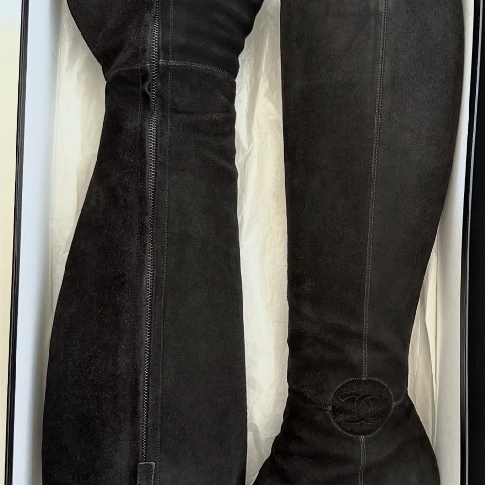 CHANEL Black Heeled Boots riding boots - Picture 4 of 15
